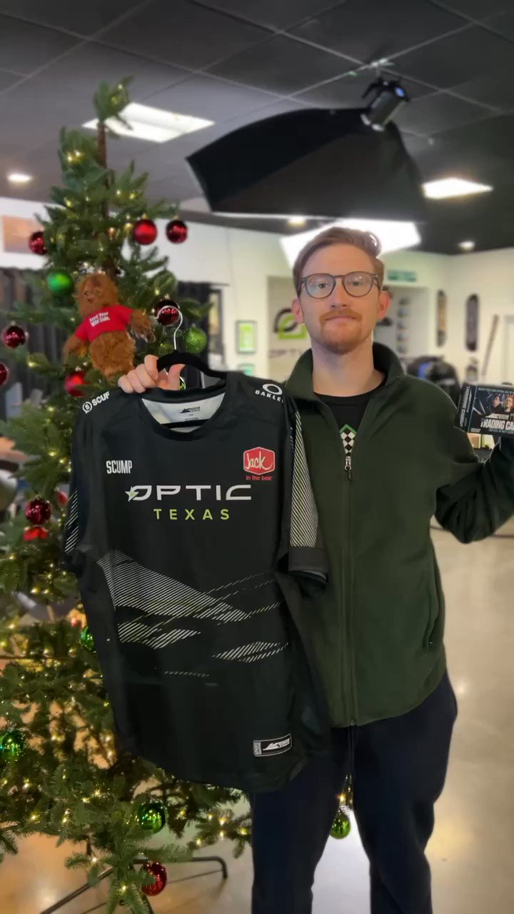OpTic Gaming™ on Twitter "OpTic 12 Days of Christmas, Day 14. We're giving away a scump signed