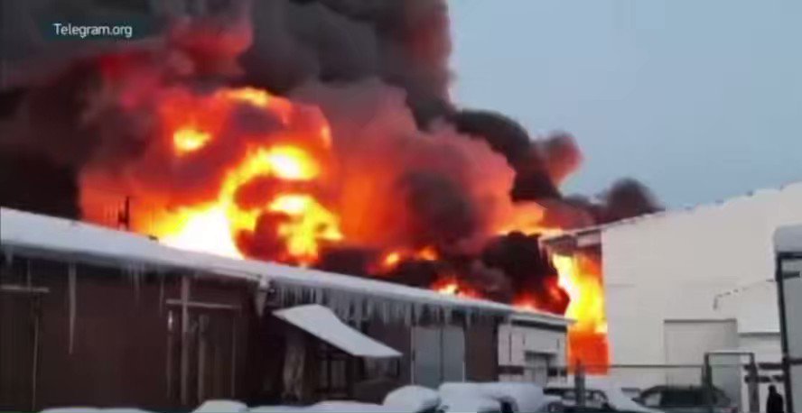 RT @Tendar: A large warehouse in Novosibirsk, Russia, is on fire. #Russia #Novosibirsk https://t.co/ZUsJOTGdV3