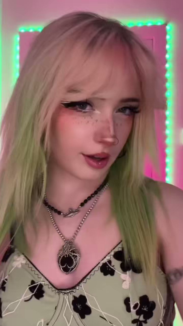 Eva Violet on X: Its cuffing season :) t.cog02FlKJbNZ  X