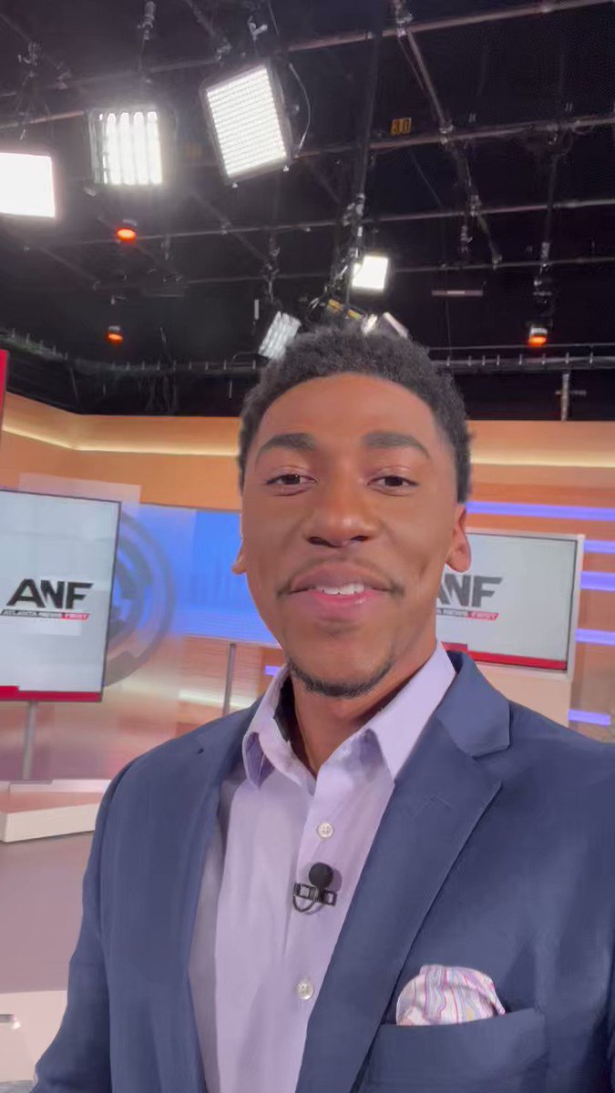 Brooks Baptiste on Twitter "How long do you leave your tree up after 