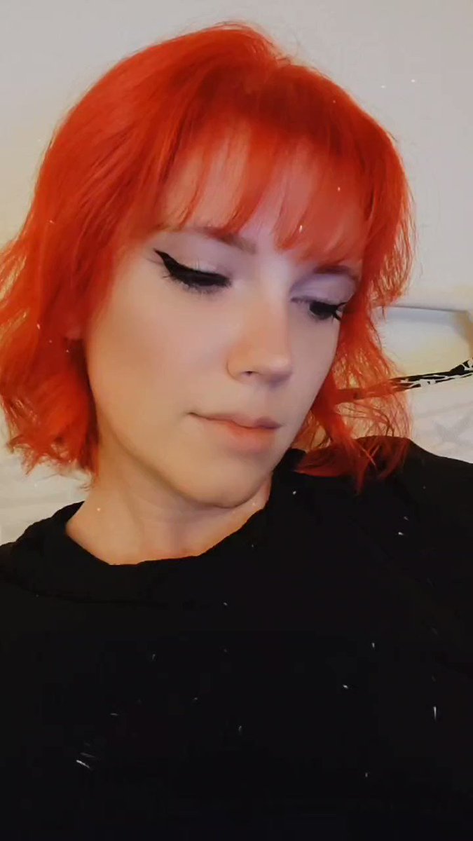 18+ Neon Orange Hair Dye