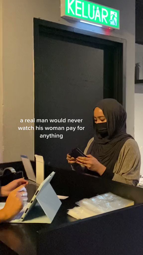 M X D On Twitter A Real Man Would Never Watch His Woman Pay For m-x-d-on-twitter-a-real-man-would-never-watch-his-woman-pay-for