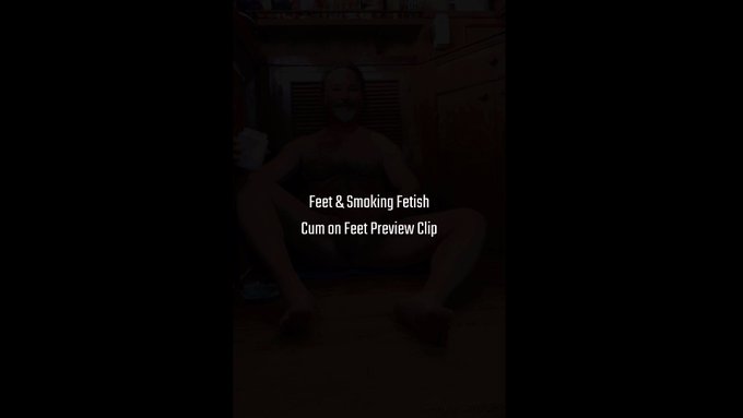 Cum on Feet Preview. Smoking & Foot Fetish custom video request. Full video available on https://t.co/4JltjJlgjx