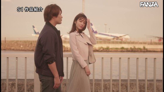 最愛の人と数年ぶりの再会…一緒に過ごせる僅か数時間は寝る間も惜しんでSEXがしたい。 河北彩花 https://t.co/GCtEtCxuU6