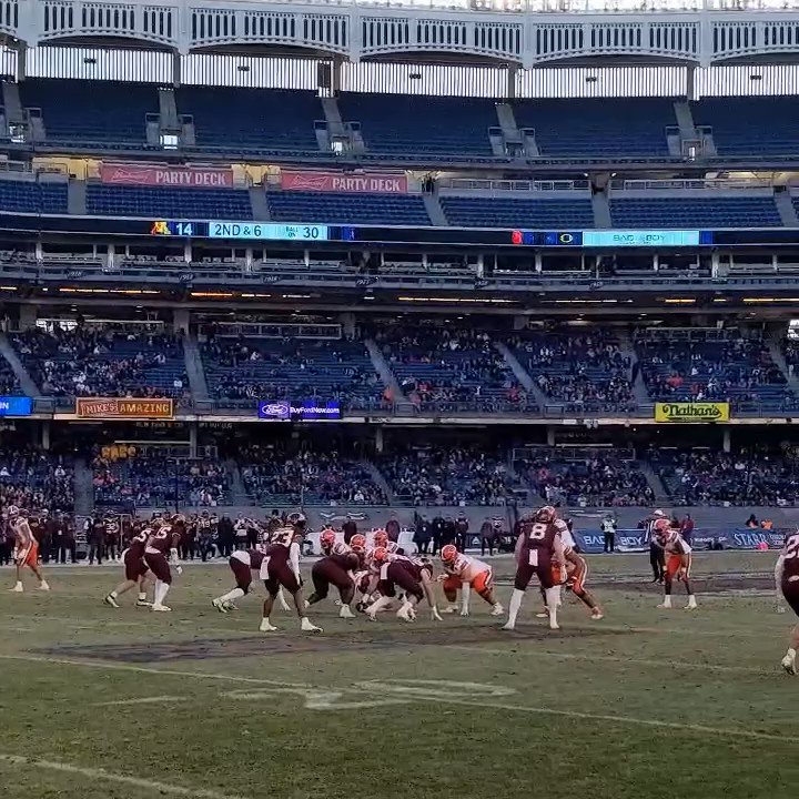 Bad Boy Mowers Pinstripe Bowl (PinstripeBowl) / Twitter