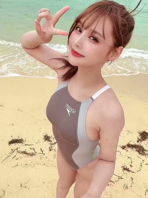 コスプレイヤーチロルのTwitterエロ動画1