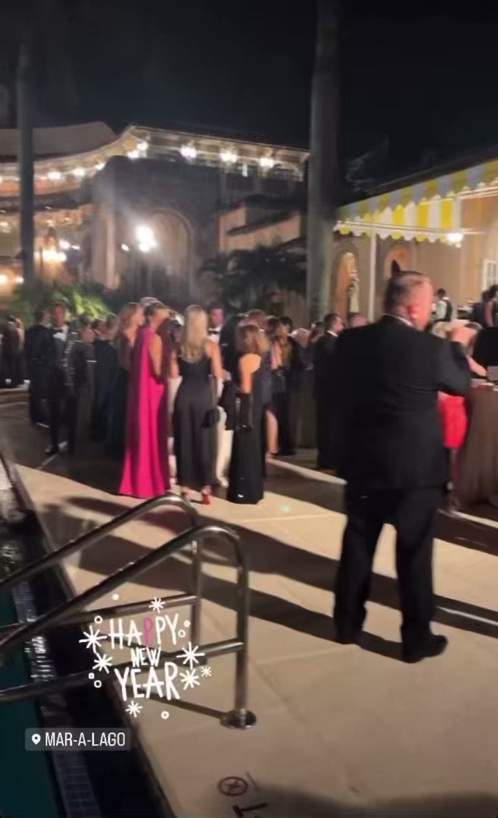 PatriotTakes 🇺🇸 on Twitter "“Dancing” at the New Year’s Eve MaraLago