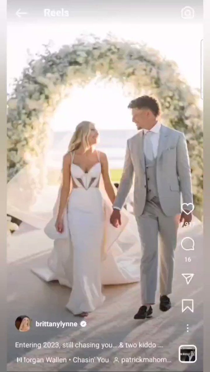 Noah gronniger on twitter brittany s new year s video via ig