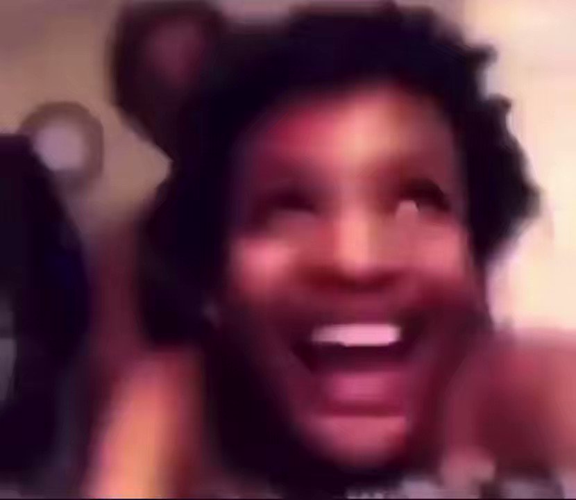 Make a move beyonce on twitter rt pussnboots this is nuts 