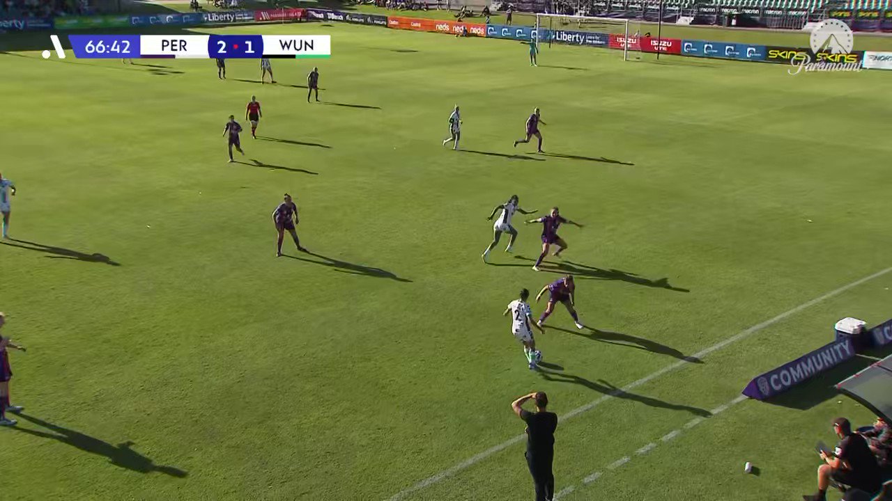 It's GAME ON at Macedonia Park! 🚨

Chloe Logarzo finishes off an inch-perfect cross to bring  @wufcofficial back into the contest!

Catch all the action LIVE on @ParamountPlusAU 📺

Follow live:  
#PERvWUN #WeAreALeagues @LibFinancial”