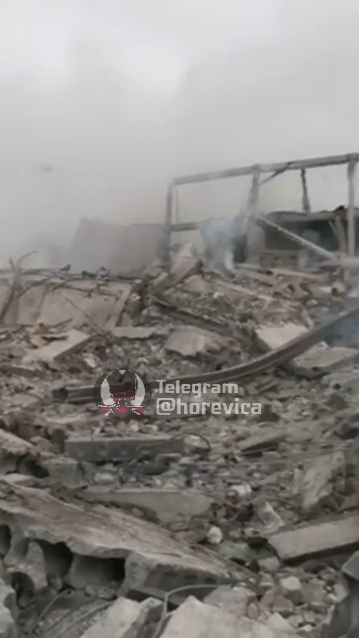 Aric Toler on Twitter: "The soldiers were (allegedly) housed in ПТУ 19 ...