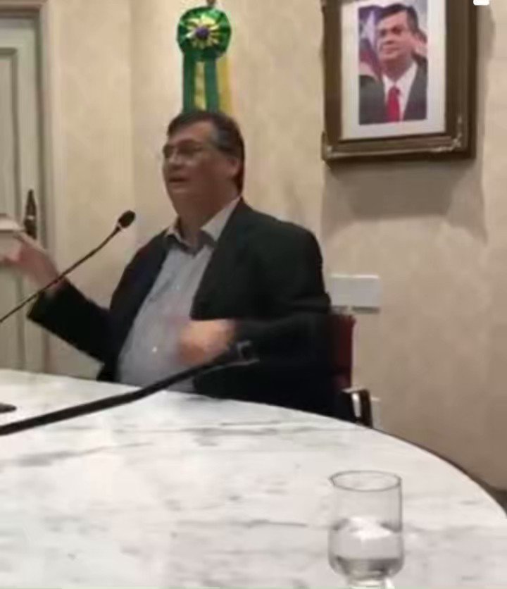 Dino debochado fez bolsonaristas se arrependerem do convite para
