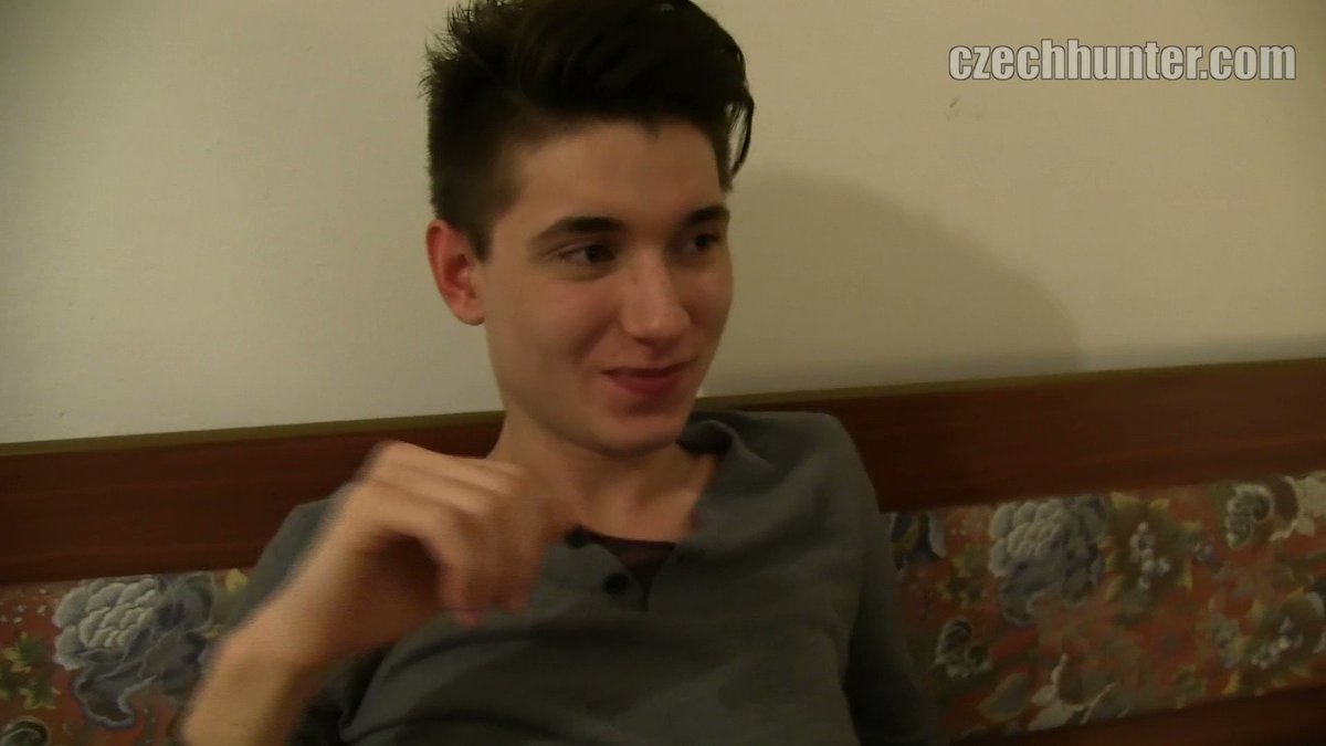 𝕘𝕒𝕪 _𝕛𝕠𝕙𝕟𝕤𝕠𝕟 𝟚𝟛 𝕔𝕞 😇💥 on Twitter "RT anecbote Czech Hunter 71