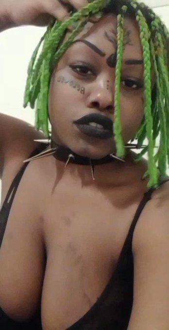 Felt cute might delete later🖤💀 https://t.co/qThuad1uqt<a href="/tag/mydotclub"class="tags"><span>#mydotclub</span></a>