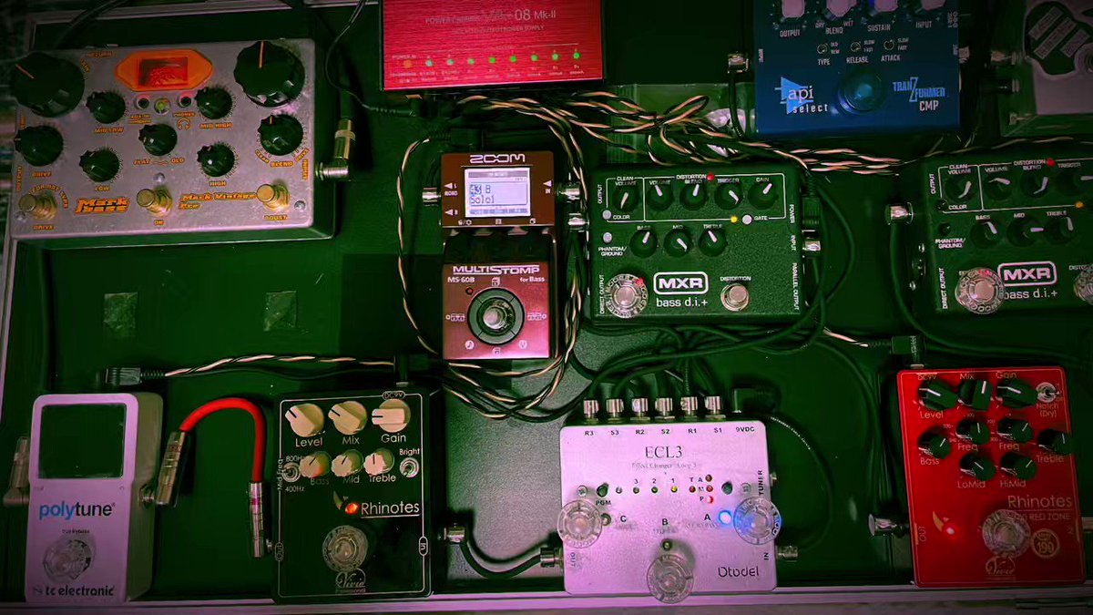 Vivie Rhinotes 190 REDZONEをメインボードに組み込んでみた〜。 ほぼ