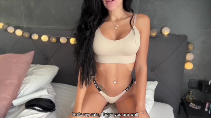 ?NOUVELLE VIDEO CADEAU?

Gros orgasme grâce à deux mecs qui m'ont fait Squirter ?Ils m'ont bien démontée
