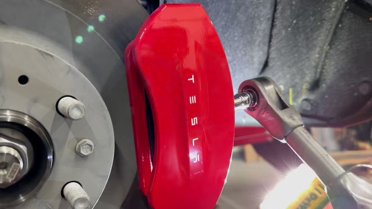 Tesla 2024 performance brakes