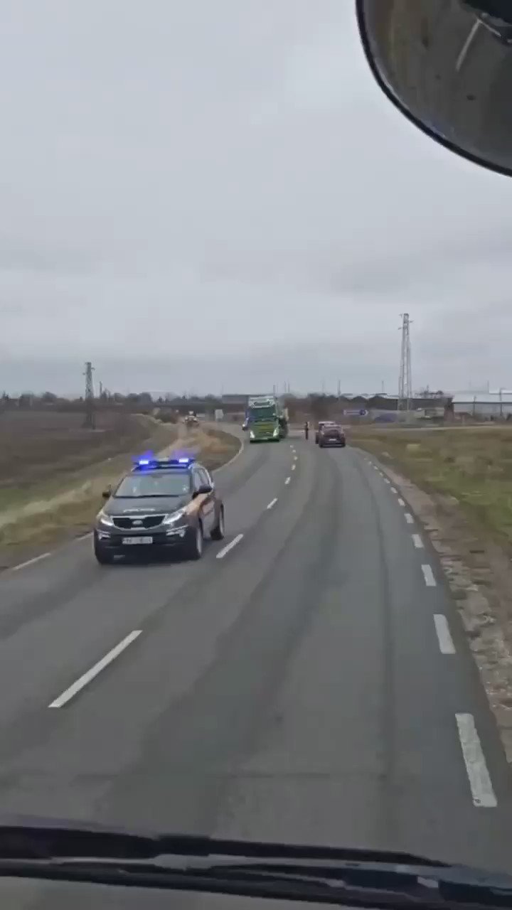 Ukraine News 🇺🇦 on Twitter: "The Bradleys’ convoy arrived in #Bulgaria