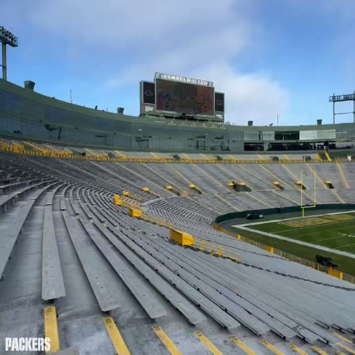 Green Bay Packers on Twitter to LambeauField for Week 18 🏟️