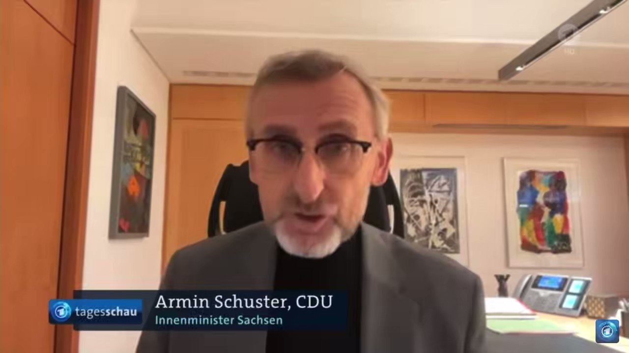 Albert Haroldsberg on Twitter "armin_schuster Sie fordern NullToleranz gegenüber Vergehen