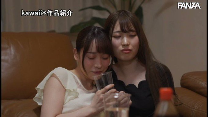 普段は無口なのに酔っ払うとキス魔になってしまう大学で一番可愛い子です。

このシチュエーション最高すぎませんか？
ガチ抜けます。 https://t.co/8SwLfqFNfn