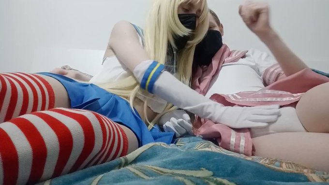 This is how best friends greet each other https://t.co/h0cafU4w2f