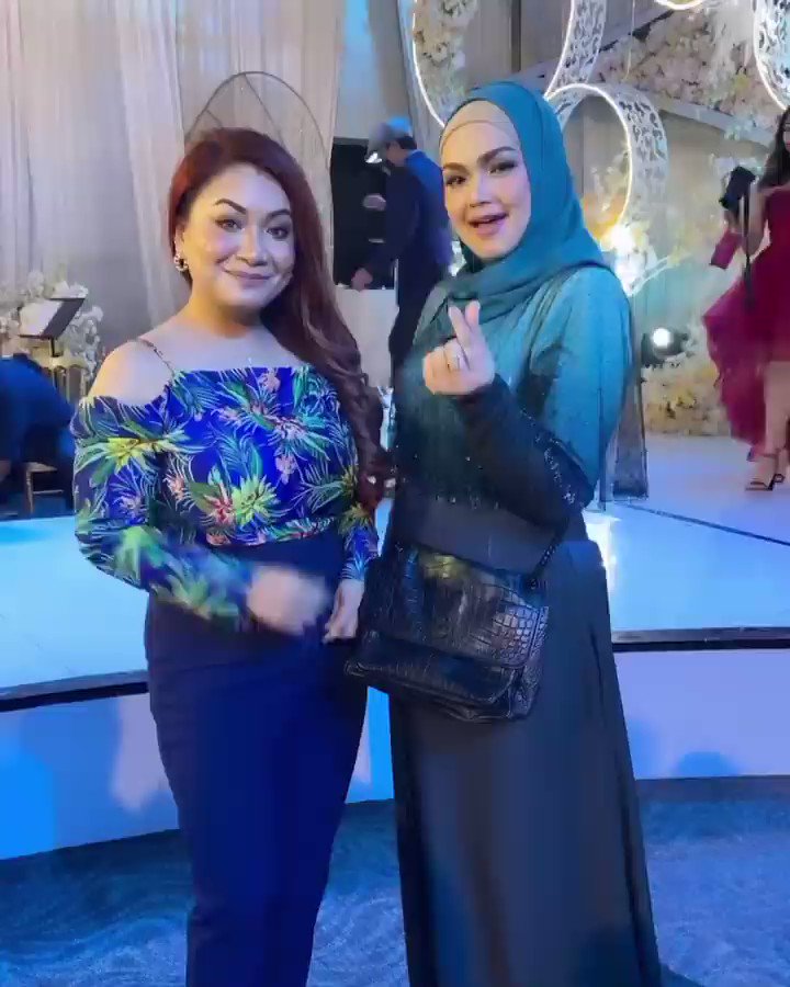 Happy Birthday my one & only boss, Dato Sri Siti Nurhaliza!   