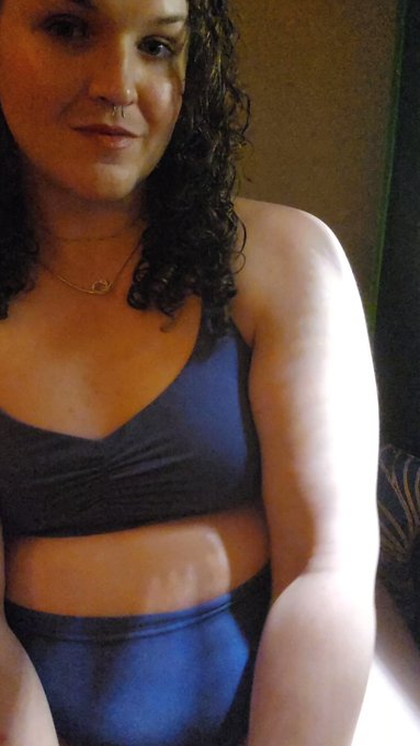 Who wants to fuck the curvy trans girl?   Send a dick pic as a reply. ;) https://t.co/gtC74lEBi0<a href="/tag/gh"class="tags"><span>#gh</span></a><a href="/tag/bigdick"class="tags"><span>#bigdick</span></a><a href="/tag/of"class="tags"><span>#of</span></a><a href="/tag/bj"class="tags"><span>#bj</span></a><a href="/tag/blowjob"class="tags"><span>#blowjob</span></a><a href="/tag/gloryhole"class="tags"><span>#gloryhole</span></a><a href="/tag/pdx"class="tags"><span>#pdx</span></a>