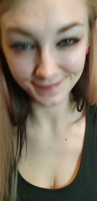 #artistsontwitter #beautiful #painting #blonde #BlueEyes #onlyfansgirl #onlyfans #art https://t.co/w<a href="/tag/artistsontwitter"class="tags">#artistsontwitter</a><a href="/tag/beautiful"class="tags">#beautiful</a><a href="/tag/painting"class="tags">#painting</a><a href="/tag/blonde"class="tags">#blonde</a><a href="/tag/art"class="tags"><span>#art</span></a><a href="/tag/blueeyes"class="tags"><span>#blueeyes</span></a><a href="/tag/onlyfans"class="tags"><span>#onlyfans</span></a><a href="/tag/onlyfansgirl"class="tags"><span>#onlyfansgirl</span></a>