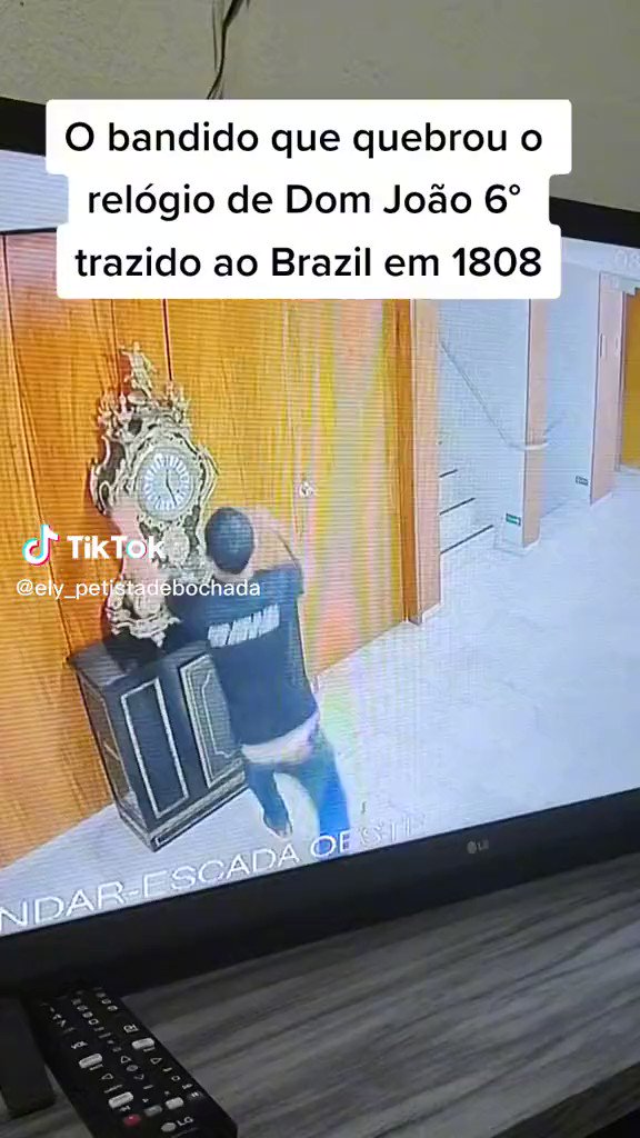 RTC em português on X: CORREÇÃO: Acabei confundindo o horário do Innovation Awards por conta do fim do Horário de Verão nos EUA, que aconteceu ontem e atrasou o relógio deles.