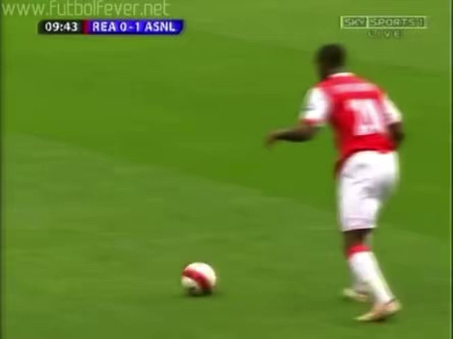 Happy birthday to Johan Djourou, most skilful player in Premier League history. 