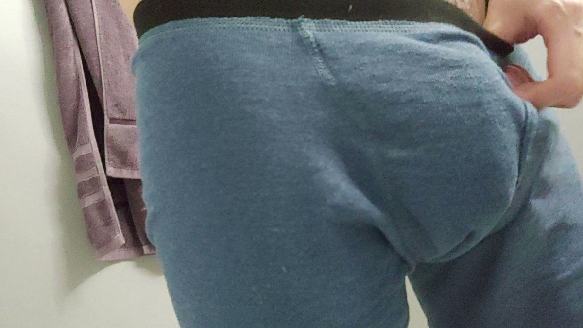 Low’s pics and videos