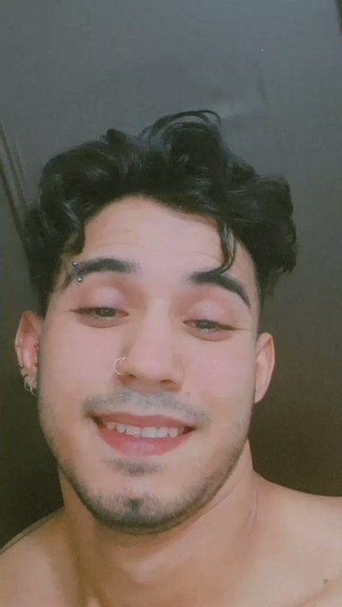 Obedeceme, imag&iacute;nate yo chupandote,🤤🥵🍆 https://t.co/nRmALpqMjv