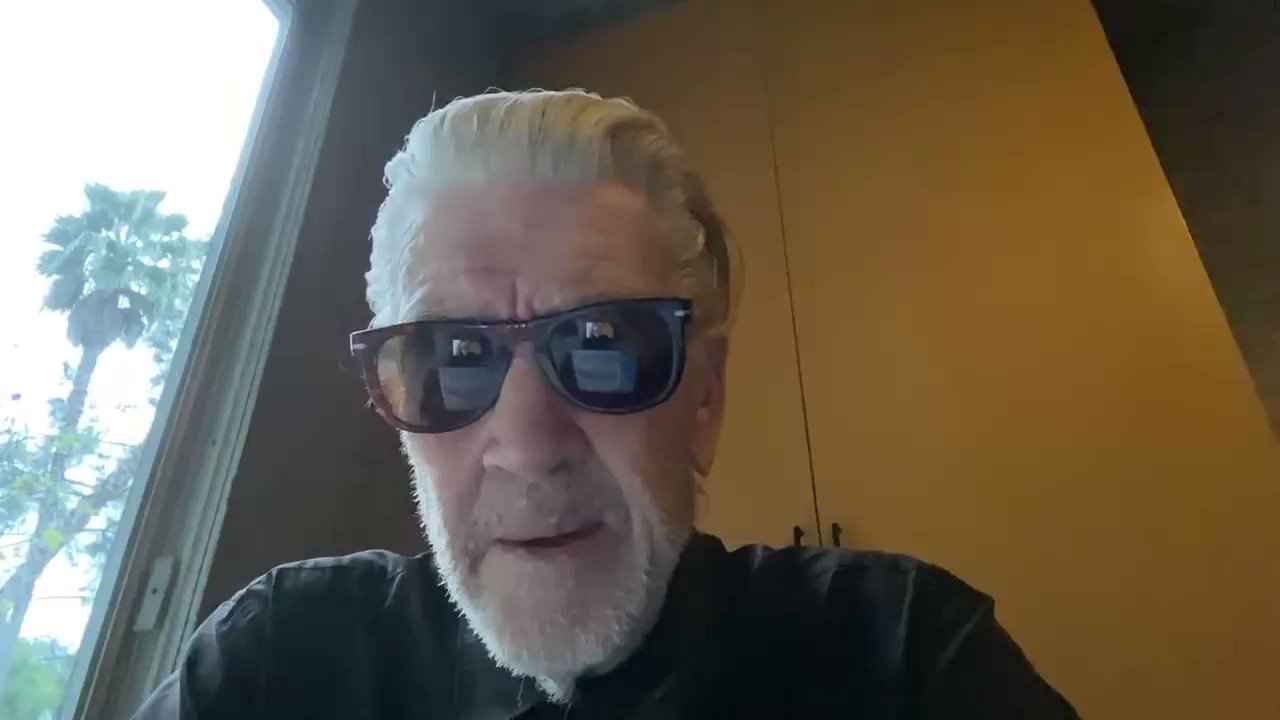 HAPPY BIRTHDAY, DAVID LYNCH!

David Lynch is taking a break from his daily weather reports, so I made this: 