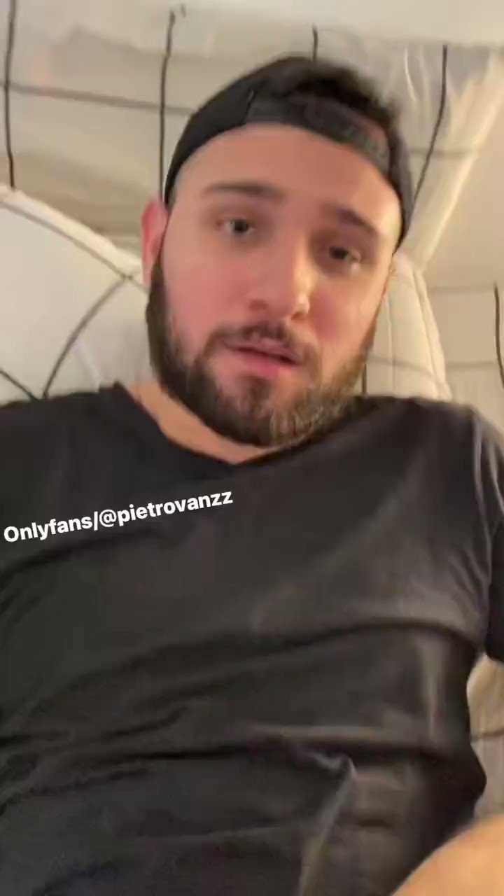 Gay Porn Gods Video 6.4K on X: RT @Capusboy My onlyfans is 15%off baby  subscribe enjoy my contents now @ pietrovanzz t.coJc3Nve9l7U  X
