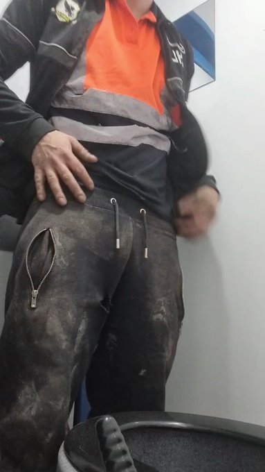 Been a while bois and girls, whose missed daddy ?? I'm back horny as fuck. Who else  is working today