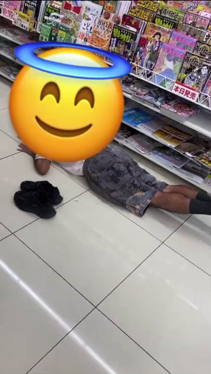 燃えるゴミbot on X: 【SNS】コンビニで床オナするおっさんきつすぎる。 t.co7w2cAAZHMe  X