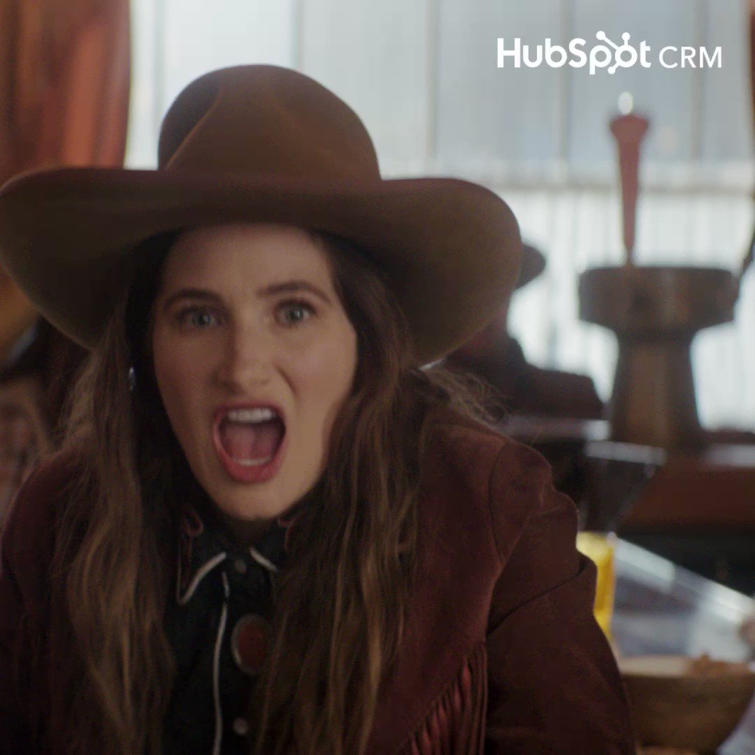 hubspot-on-twitter-every-hour-is-happy-hour-when-you-re-using-hubspot