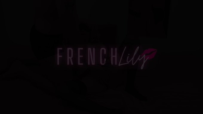 A moment of pleasure. 🍭 who offers me hot sperm, tell me in the comments of the video 🔥⬇️ https://t.co/VbrV5JHqj8  French