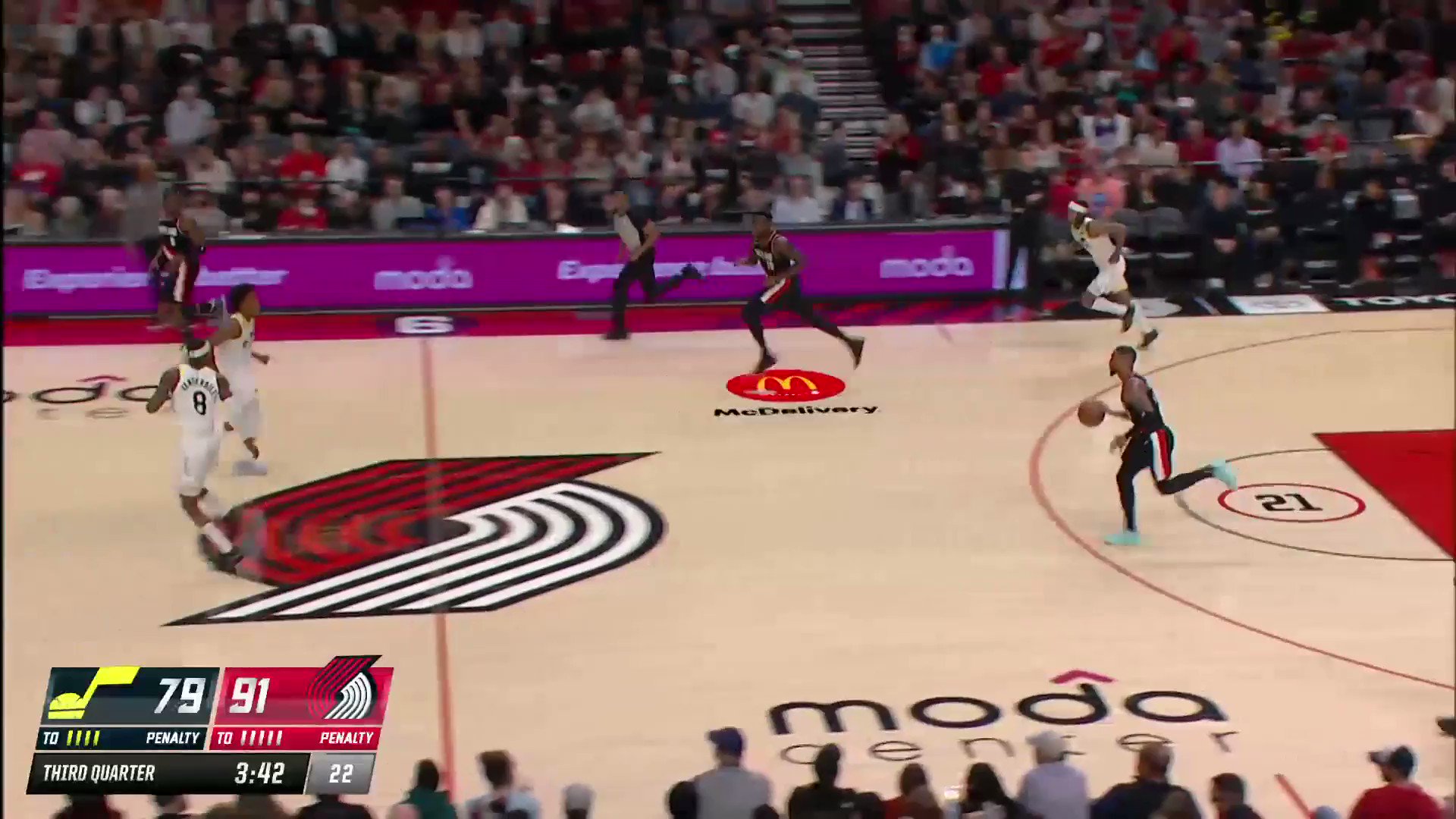 nba-on-twitter-45-points-for-dame-blazers-lead-in-q3-watch-https