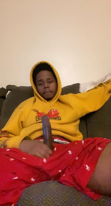 #Rt if you would sit on it 🍆💦🥴 https://t.co/Wo5t4wRGN4<a href="/tag/rt"class="tags">#Rt</a>