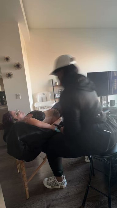 Got my first lymphatic massage yesterday. In quite a bit of pain still. https://t.co/YB12uSWGCJ