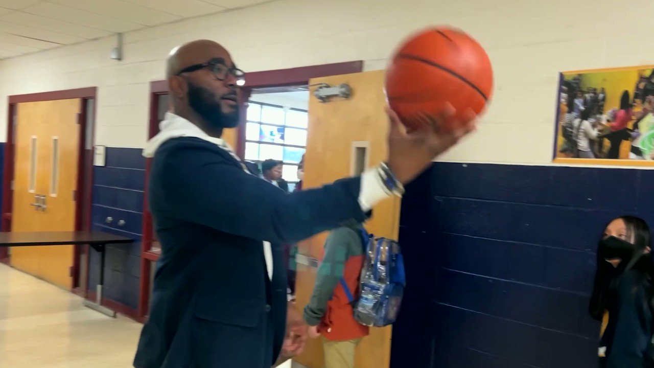 MemphisShelby Co. Schools on Twitter "🏀 Let's Pick, Enroll! Our