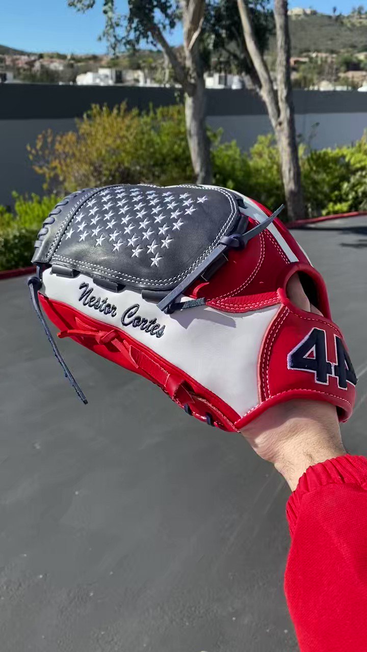 FOX Sports: MLB on X: Nestor Cortes will be rockin' this glove during the  World Baseball Classic 🇺🇸🔥  / X