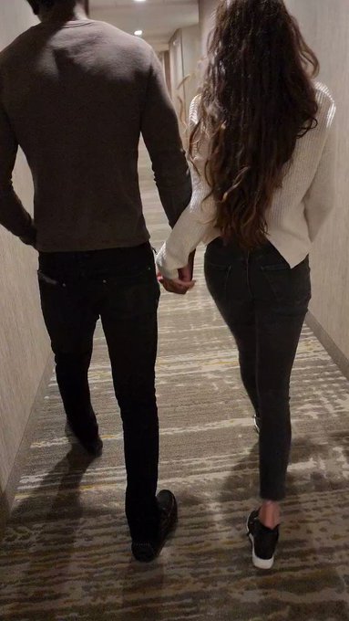 Here is a sneak peek of who I met this weekend. Can anyone make a guess who this BBC bull is? Drop his<a href="/tag/sex"class="tags"><span>#sex</span></a><a href="/tag/porn"class="tags"><span>#porn</span></a><a href="/tag/vixen"class="tags"><span>#vixen</span></a><a href="/tag/bbc"class="tags"><span>#bbc</span></a><a href="/tag/bareback"class="tags"><span>#bareback</span></a><a href="/tag/creampie"class="tags"><span>#creampie</span></a><a href="/tag/interracial"class="tags"><span>#interracial</span></a>