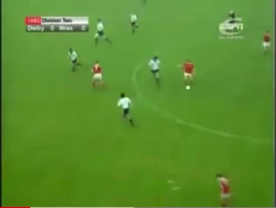 Happy 68th birthday 
Ian Edwards
Scorer of that goal 