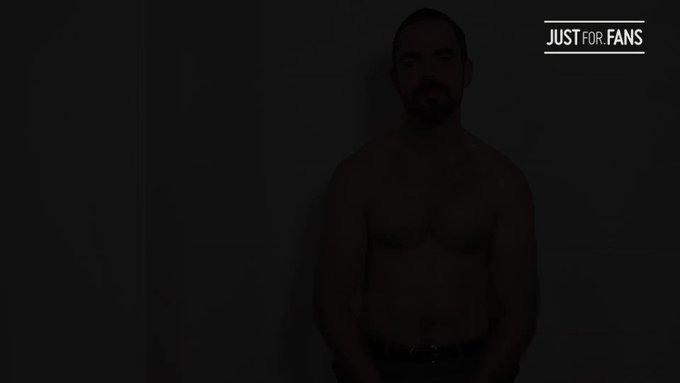 Out Now! @KamykWalker & @DolanWolfXXX in #HarderDaddy!
...

See this and more at:
https://t.co/qZU85XAQ8y