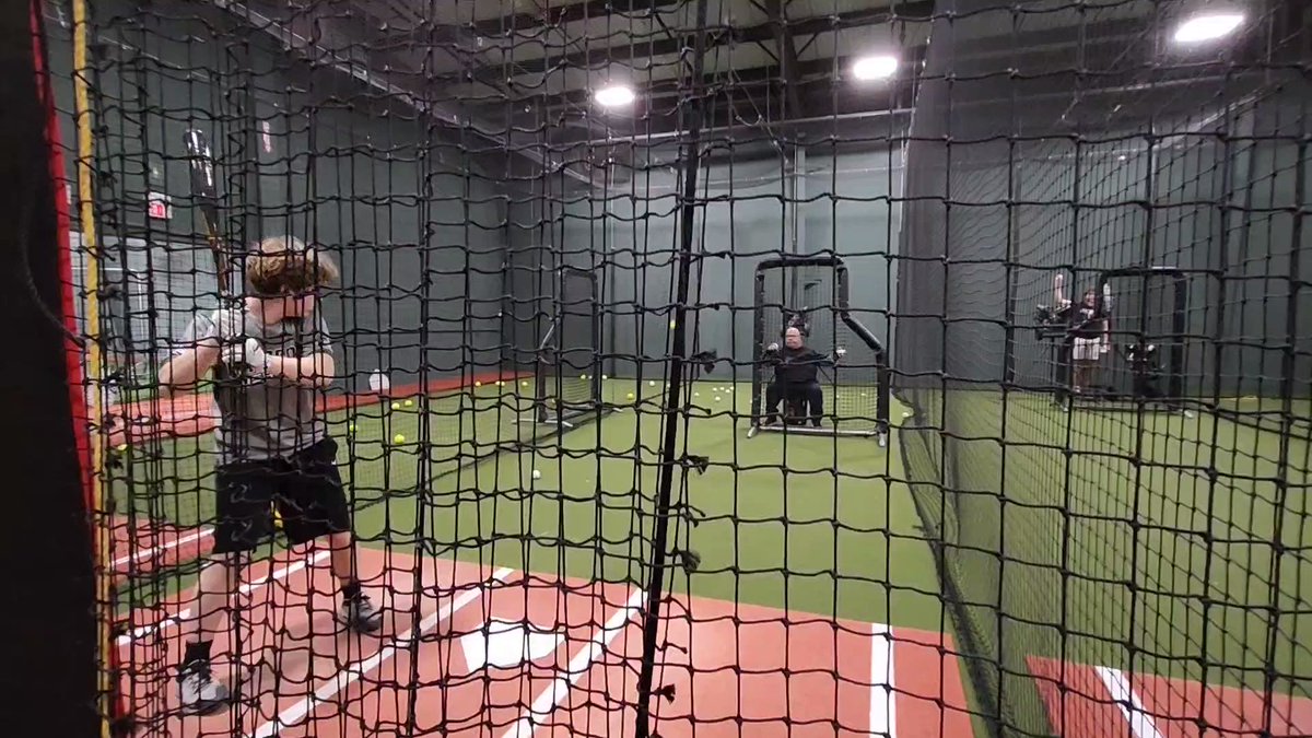 Got some cage time today. Started with some soft toss then hitting off the machine set to about 85mph. Time to get ready for my first year of HS baseball at @CarmelCorsairs

@toppreps @D1Uncommitted @GVO_Uncommitted @CoastRecruits 