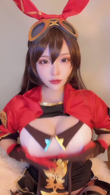 コスプレイヤー氷崎憂(こおりちゃん)のTwitterエロ動画1