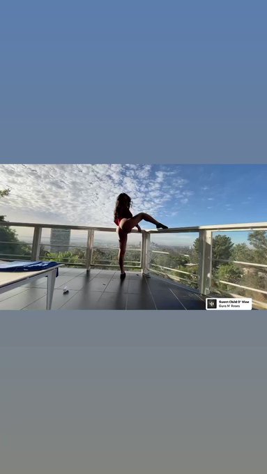 Happy Friday everyone! ? https://t.co/HovL8VmqHr